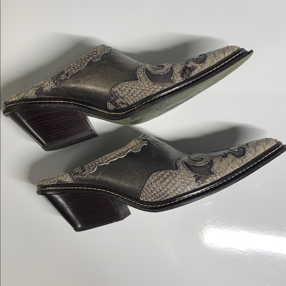 Donald J. Pliner Jildor Western Couture Collection Mule Clog Size  7.5M - Picture 2 of 8